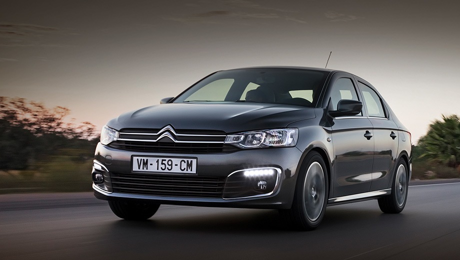 Przegląd zaktualizowanego sedan Citroen C-Elysee
