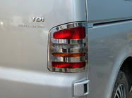 Volkswagen T5 Caravelle 2004-2010 Chromowane Nakładki na Tylne Lampy (Carmos, 2 szt, Stal Nierdzewna) 1 Drzwi, Carmos - Stal Turecka zdjęcia 3