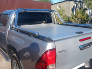 Toyota Hilux 2015- Pałąk ze stali nierdzewnej zdjęcia 3