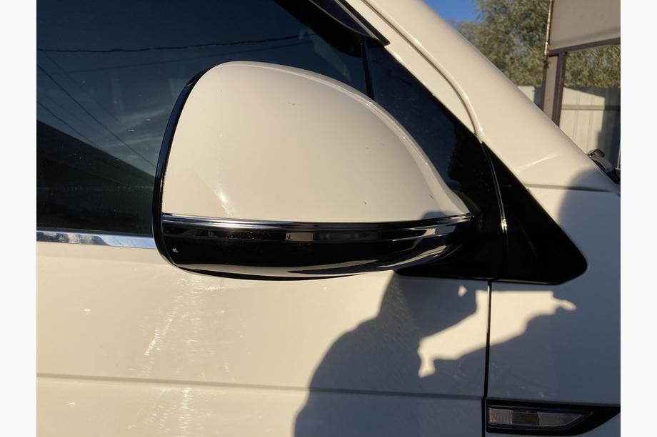 Volkswagen T6 2015-2024 Nakładki na Lusterka Stal Nierdzewna (2 szt.) Image