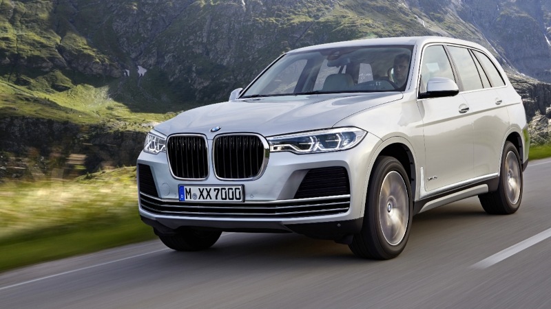 Flagowy suv BMW X7 zaprezentują najbliższej jesieni