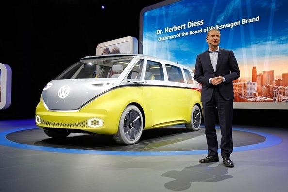 Szef Volkswagen boi się konkurencji z Tesla