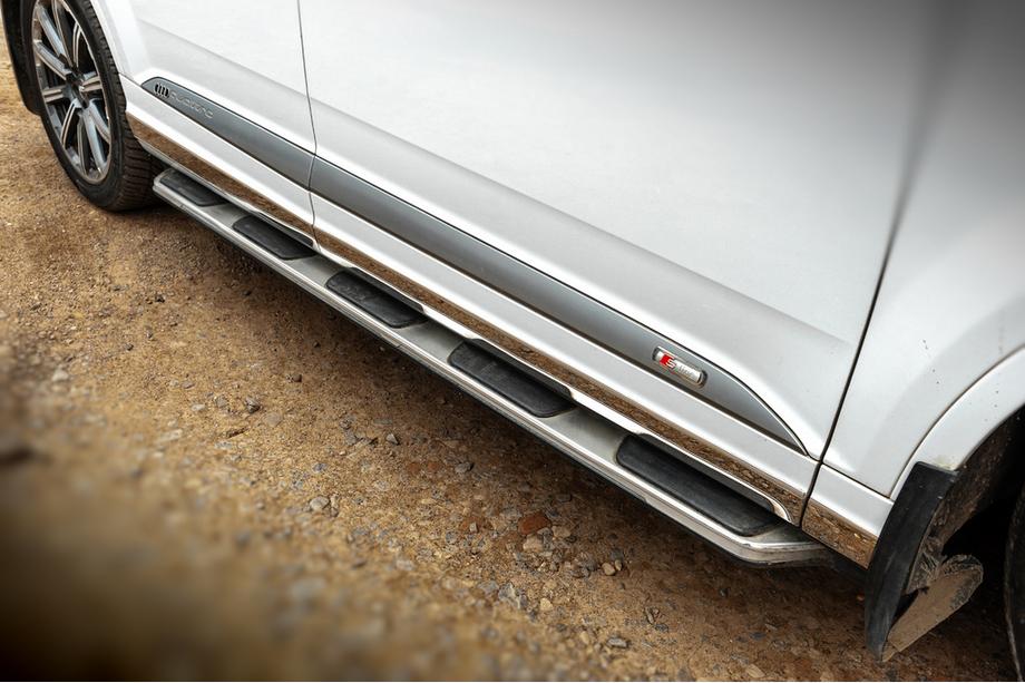 Audi Q7 2015–2026 Progi Boczné OEM V1 (2 szt., Aluminium) Image