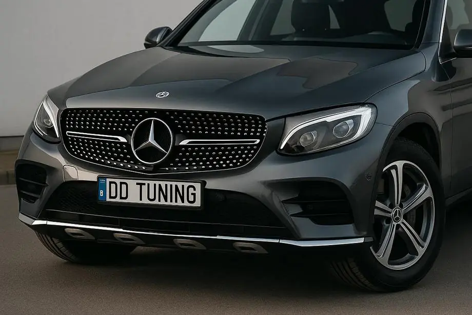 Mercedes GLC X253 2015-2022 Atrapa Przednia Diamond Black (2015-2019) Image