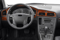 Volvo V70 2000-2007 Nakładki na deskę rozdzielczą (Główne, 2005-2007) zdjęcia 1