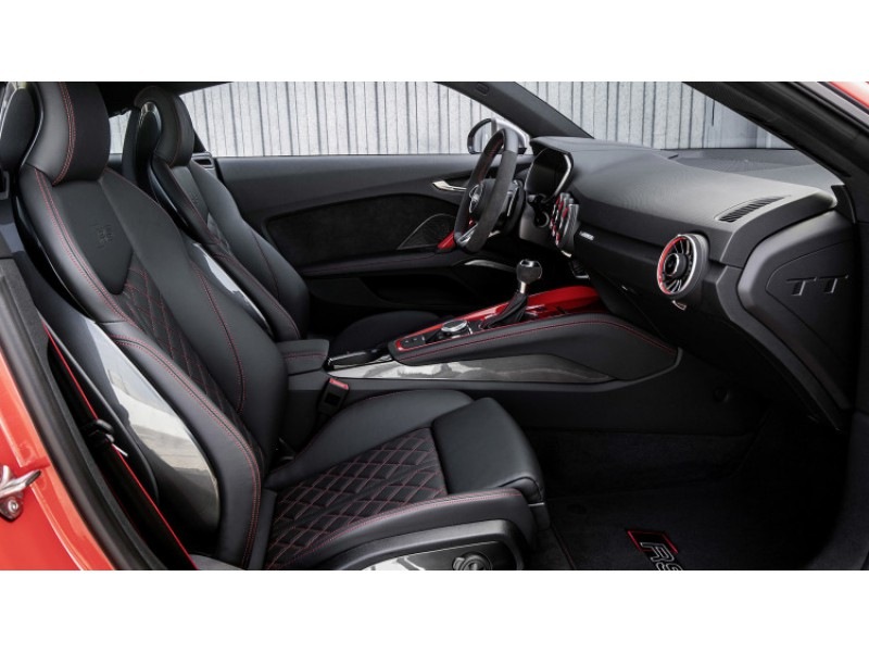 Przegląd Audi TT RS 2018 roku roku modelowego