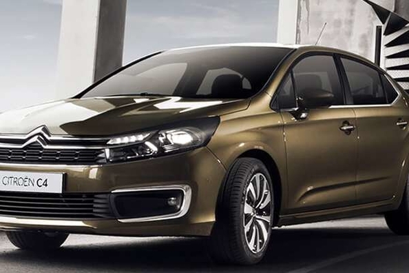 Przegląd zaktualizowanego Citroen C4