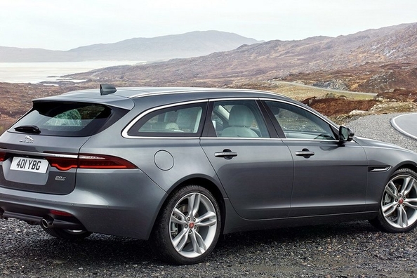 Jaguar wyda kombi, który będzie konkurentem dla Mercedesa Klasy E i BMW 5 Series Zdjęcie 5
