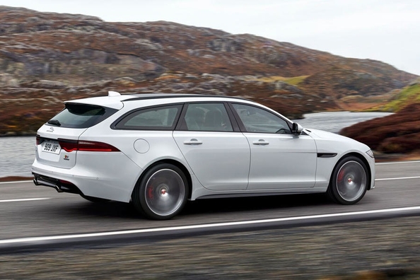 Jaguar wyda kombi, który będzie konkurentem dla Mercedesa Klasy E i BMW 5 Series Zdjęcie 6