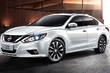 Przegląd sedan Nissan Teana zdjęcia 1