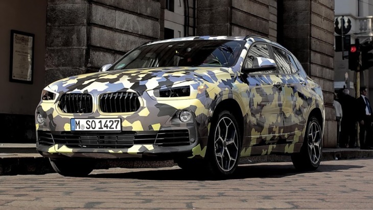 W Mediolanie pokazały nowy cross-coupe BMW X2