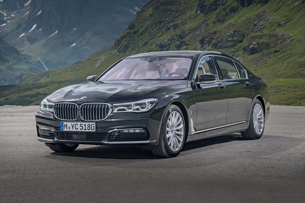 BMW uzupełniają siódmą serię nowych modeli
