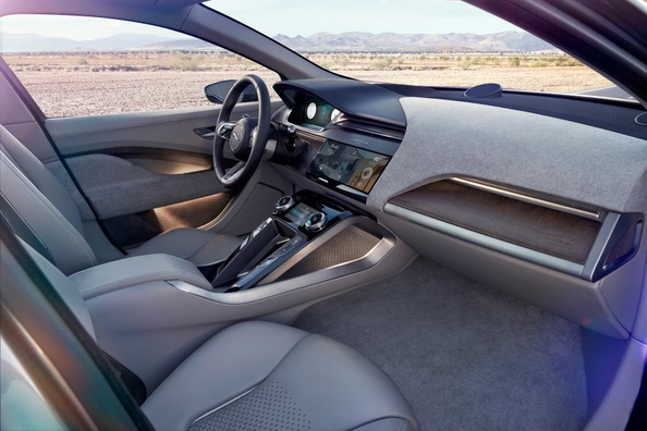 Ukraińcy mogą już wstępnie zamówić elektryczny Jaguar I-PACE Zdjęcie 4