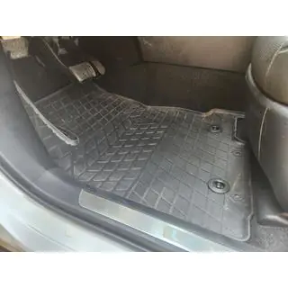 Dywaniki gumowe (4 szt, Stingray Premium) zdjęcia 1