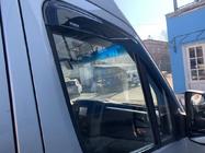 Mercedes Sprinter W906 2006–2018 Przyklejane owiewki okienne (2 szt, Niken) zdjęcia 3