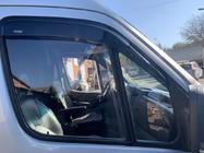Mercedes Sprinter W906 2006–2018 Przyklejane owiewki okienne (2 szt, Niken) zdjęcia 4