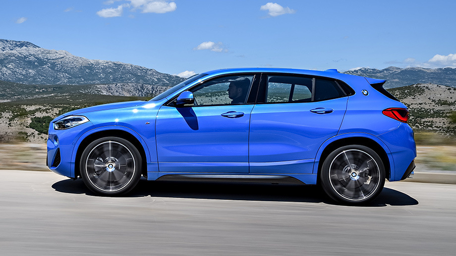 BMW X2 wyposażają nowym, 300-konnym silnikiem