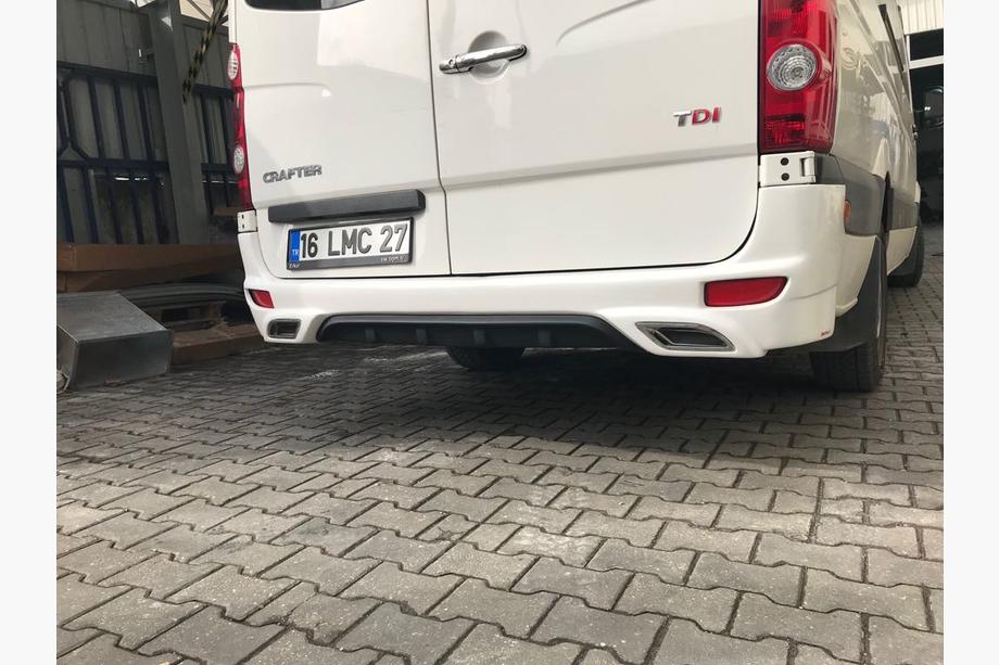 Volkswagen Crafter 2006-2016 Nakładka na tylny zderzak V2 (pod lakierowanie) Zdjęcia 1