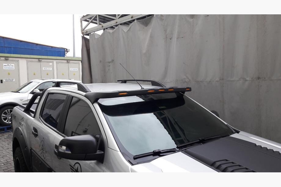 Ford Ranger 2011–2022 Daszek na przednią szybę LED V1 Image