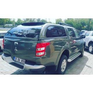 Hardtop z oknami przesuwnymi Mitsubishi L200 2015-2024 zdjęcia 4