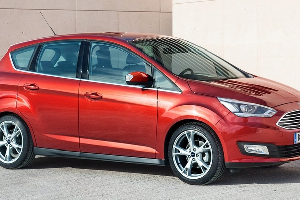 Przegląd kompaktowego pięć stanowisk minivana Forda C-Max
