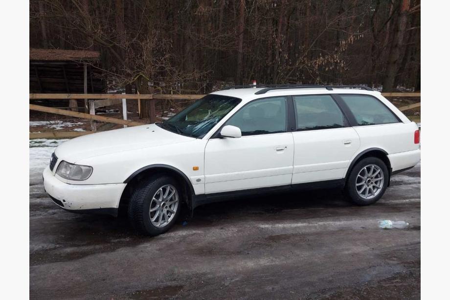 Audi A6 C4 1994–1997 Nakładki na nadkola (4 szt, czarne) Image