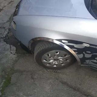 Nakładki na nadkola (4 szt, stal nierdzewna)