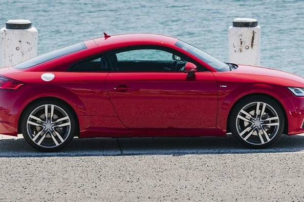 Audi TT trzeciej generacji Zdjęcie 3