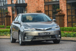 Przegląd popularnego sedana Toyoty Corolla zdjęcia 1