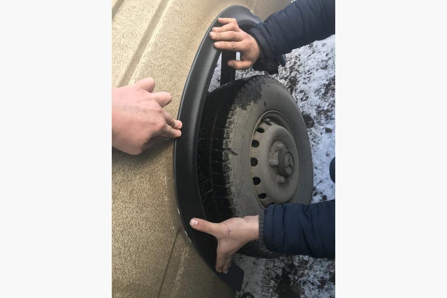Mercedes Sprinter W901/902/903/904/905 1995–2006 Poszerzenia nadkoli (6 szt, czarne) Zdjęcia 5