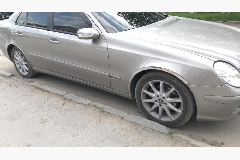 Mercedes E-class W211 2002-2009 Nakładki na nadkola (4 szt, stal nierdzewna) Zdjęcia 2