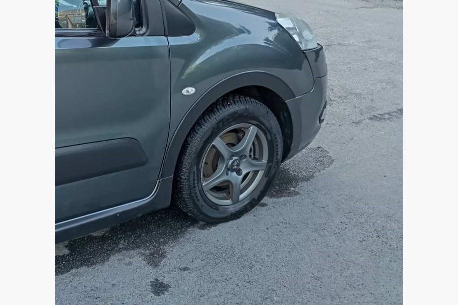 Peugeot Partner Tepee 2008-2018 Nakładki na nadkola (4 szt, czarne) XTR, 2 drzwi boczne, plastik Zdjęcia 6