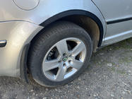 Skoda Superb 2001-2009 Nakładki na nadkola (4 szt, czarne) zdjęcia 7