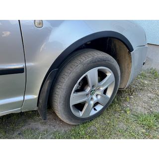 Nakładki na nadkola (4 szt, czarne) Skoda Superb 2001-2009 zdjęcia 4