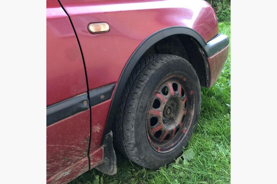 Volkswagen Golf 3 1991-2001 Nakładki na nadkola (4 szt, czarne) Image