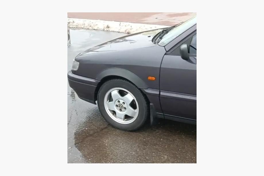 Volkswagen Passat B4 1993-1996 Nakładki na nadkola (4 szt, czarne) Zdjęcia 3