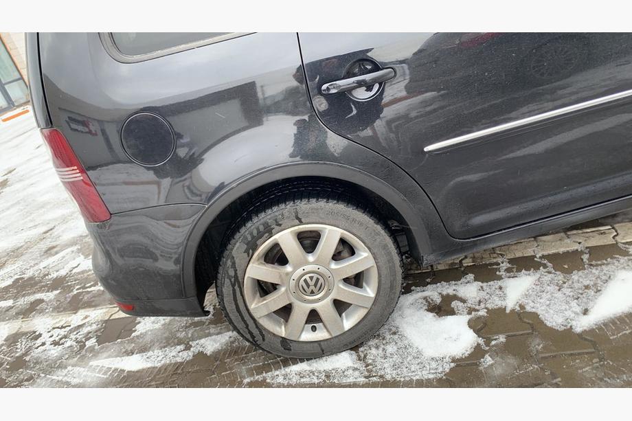 Volkswagen Touran 2003-2010 Nakładki na nadkola (4 szt, czarne) Zdjęcia 6