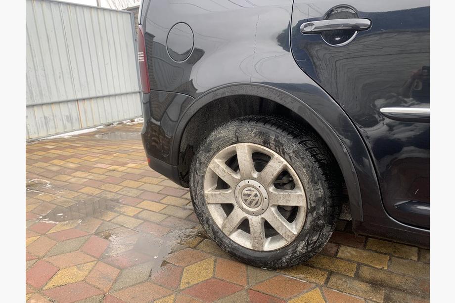 Volkswagen Touran 2003-2010 Nakładki na nadkola (4 szt, czarne) Zdjęcia 7