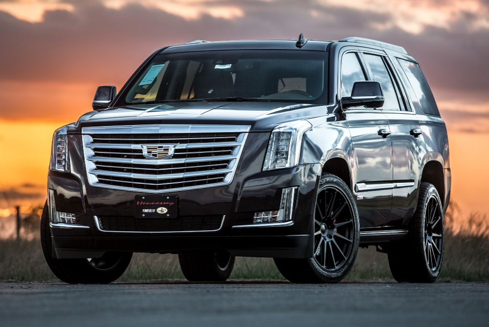 Imponujący i wdzięczny Cadillac Escalade
