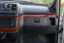 Mercedes Vito W639 2004-2014 Listwy ozdobne deski rozdzielczej (Meric, paski) zdjęcia 1