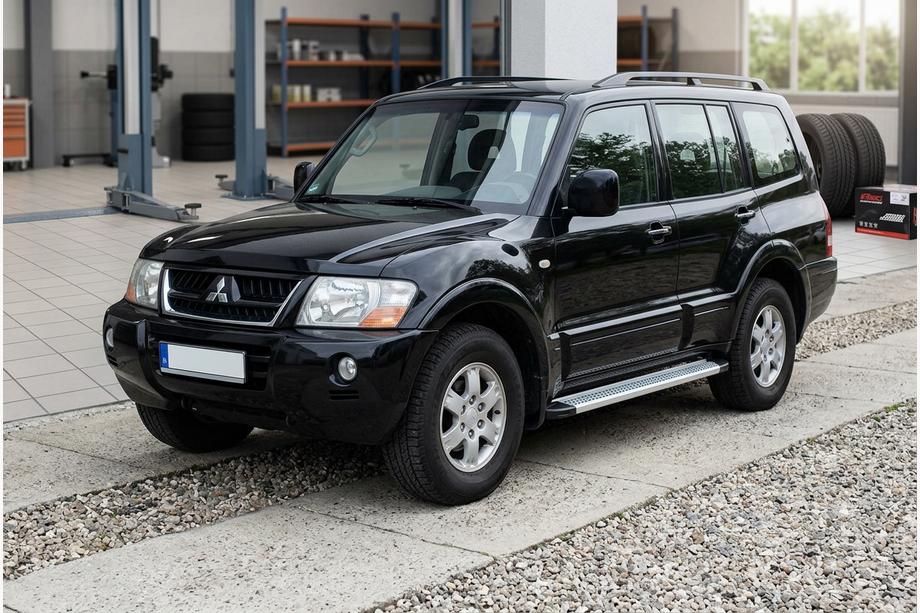 Mitsubishi Pajero Wagon III 1999-2006 Progi Boczne Maya V2 (2 szt., Aluminium) Image