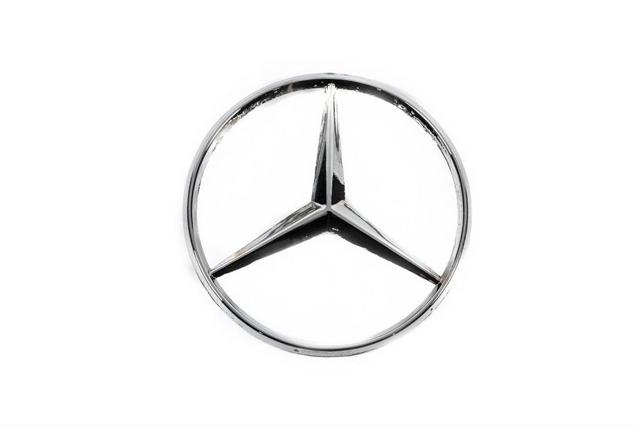Mercedes E-class W124 1984–1997 Emblemat tylny (stal nierdzewna) Image