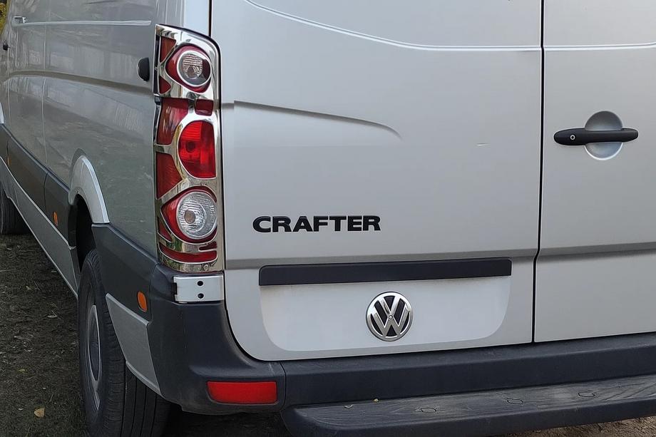 Volkswagen Crafter 2006-2016 Chromowane Nakładki na Lampy Tylne (2 szt, Stal Nierdzewna) Image