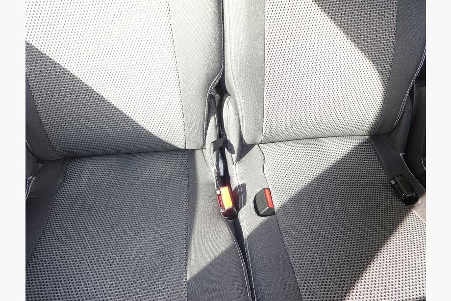 Renault Fluence 2009-2016 Pokrowce samochodowe (2009-2012, materiałowe, Classik) Dzielone Zdjęcia 3