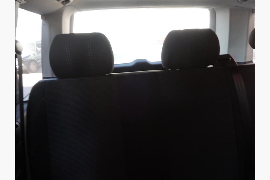 Volkswagen T5 2010-2015 Pokrowce Samochodowe (Skóra Syntetyczna↗Tkanina, Premium) Przednie fotele (2↗1) Zdjęcia 5
