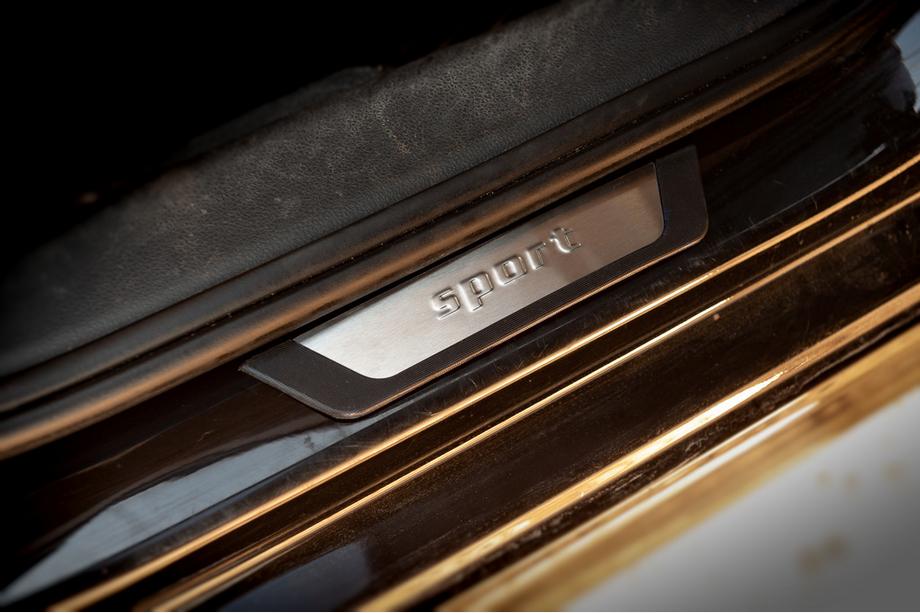 Volkswagen Passat B7 2012-2015 Nakładki progowe Flexill (4szt) Exclusive Zdjęcia 4