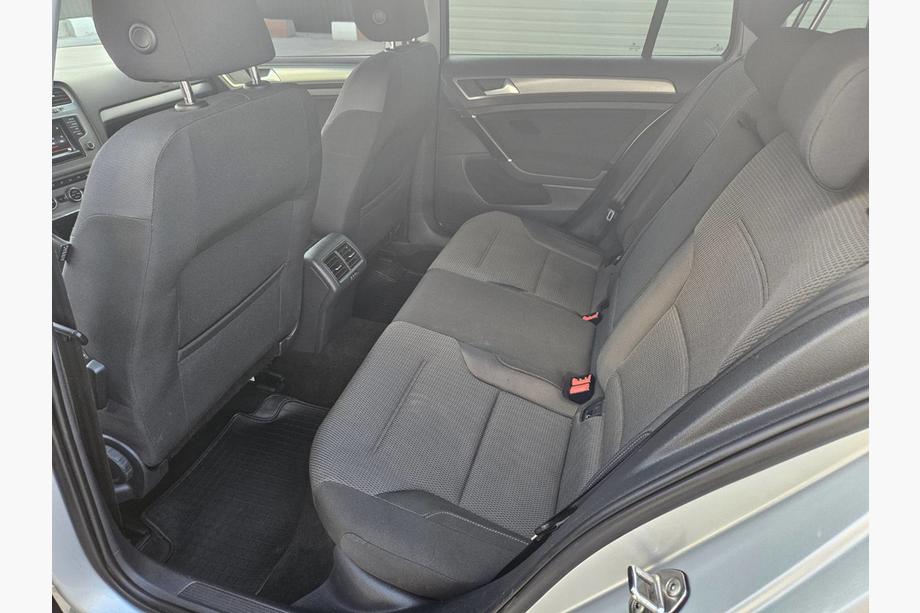 Volkswagen Golf 7/E-Golf 2012-2020 Dywaniki gumowe (4 szt, Polytep) Zdjęcia 4
