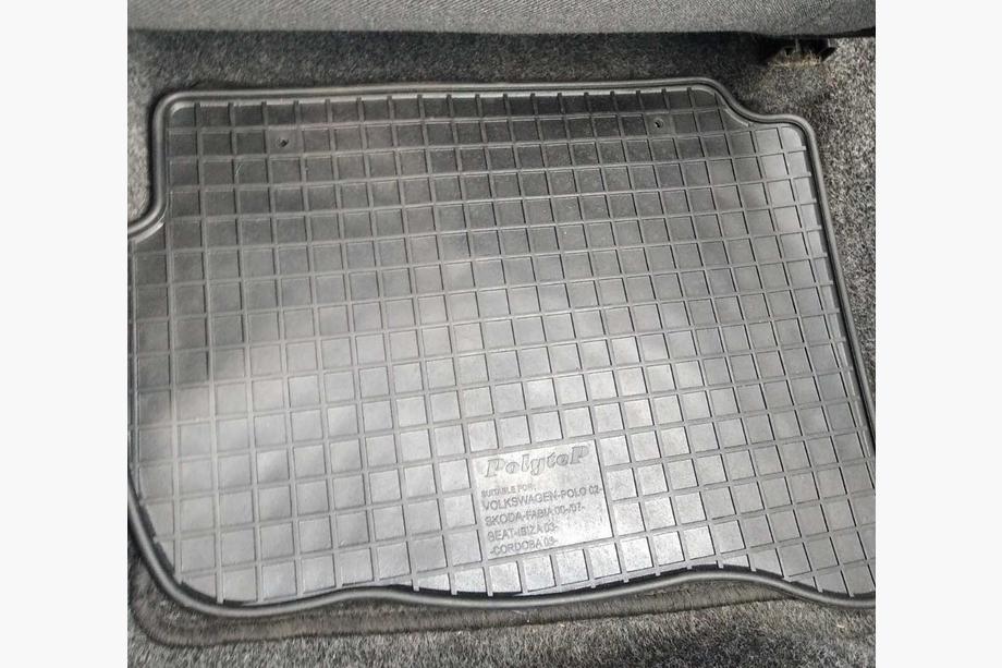 Volkswagen Polo 2001-2009 Dywaniki gumowe (4 szt, Polytep) Zdjęcia 4