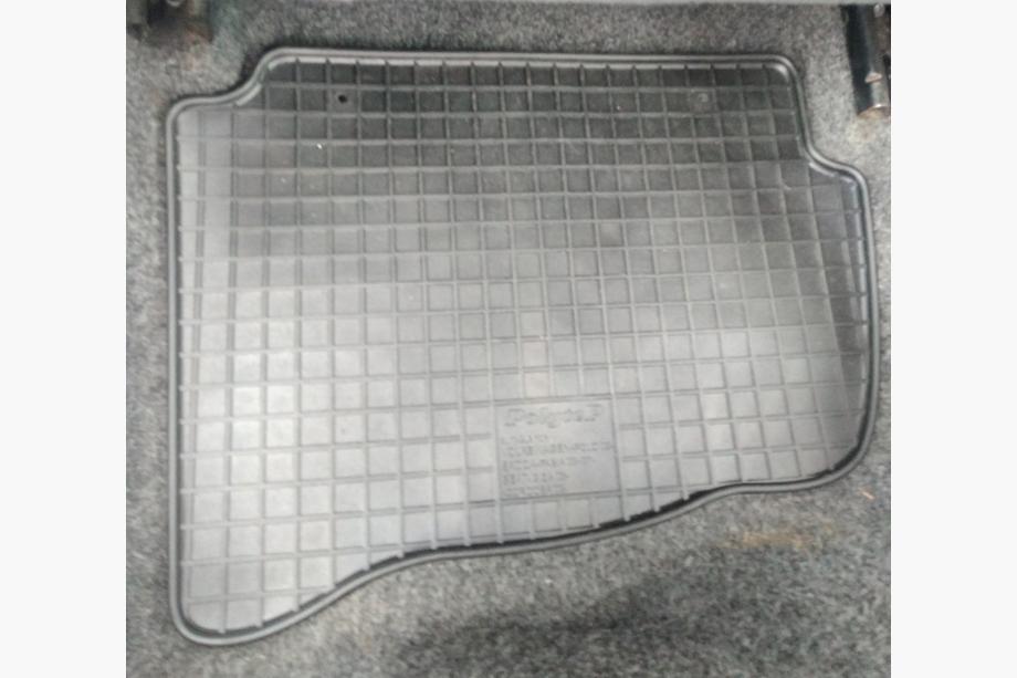 Volkswagen Polo 2001-2009 Dywaniki gumowe (4 szt, Polytep) Zdjęcia 3