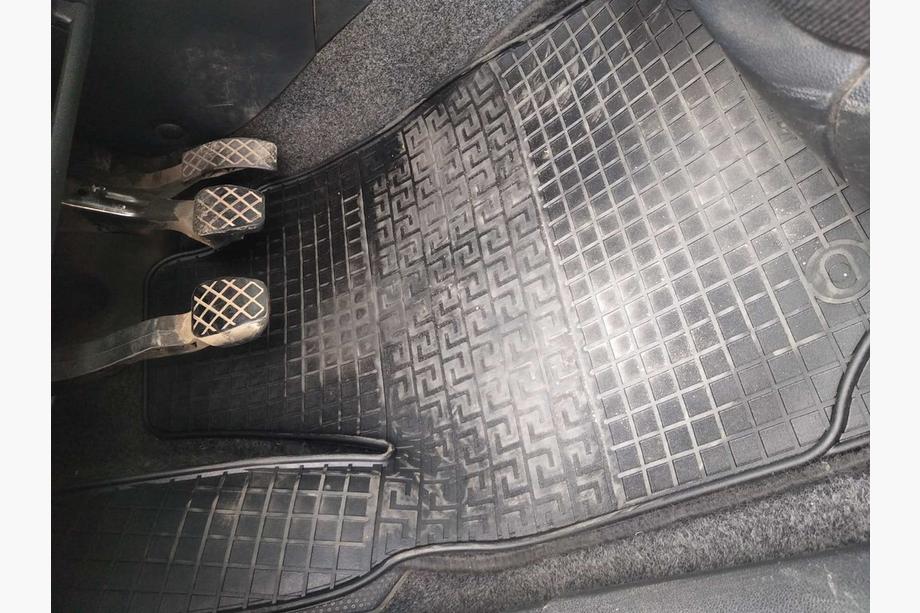 Seat Cordoba 2000-2009 Dywaniki gumowe (4 szt, Polytep) Image